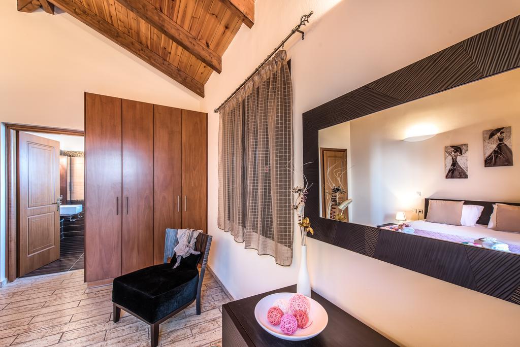 Astarte Villas - Kyveli Luxurious Private Villa Gaitani Room photo